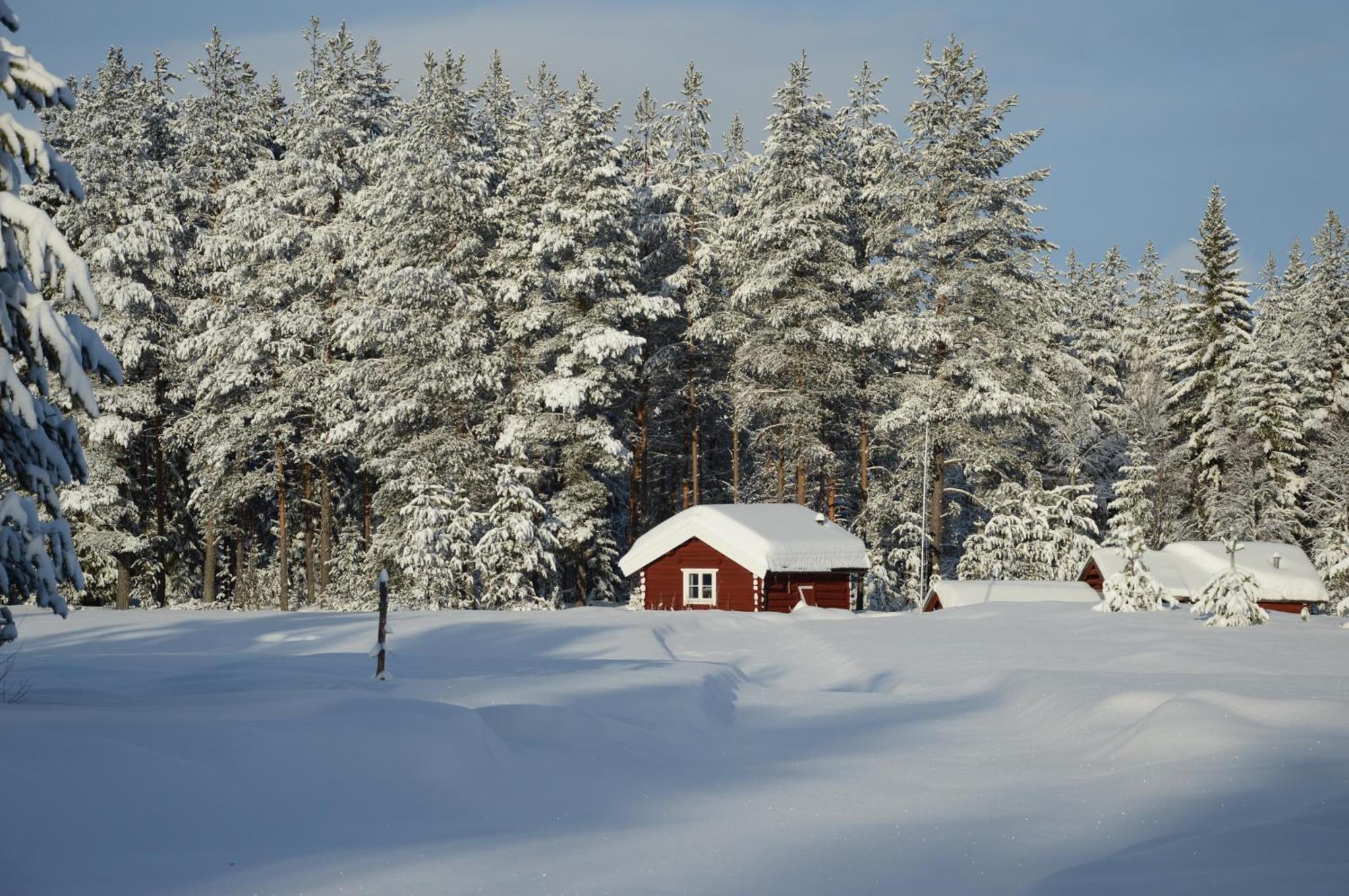 Hytte Anno 1721 Uten Internett, Strom, Vann - Men Med Rodmalt Utedo Ljordal Екстер'єр фото