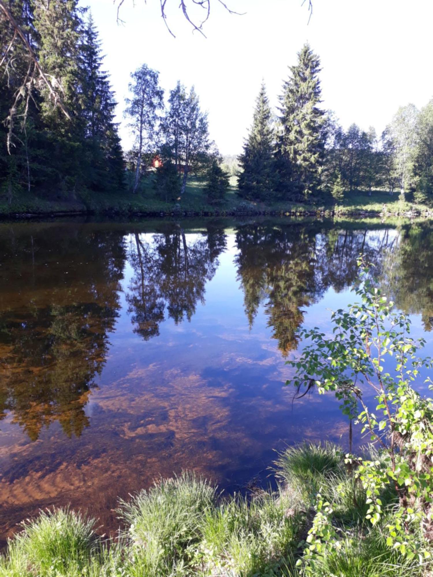 Hytte Anno 1721 Uten Internett, Strom, Vann - Men Med Rodmalt Utedo Ljordal Екстер'єр фото