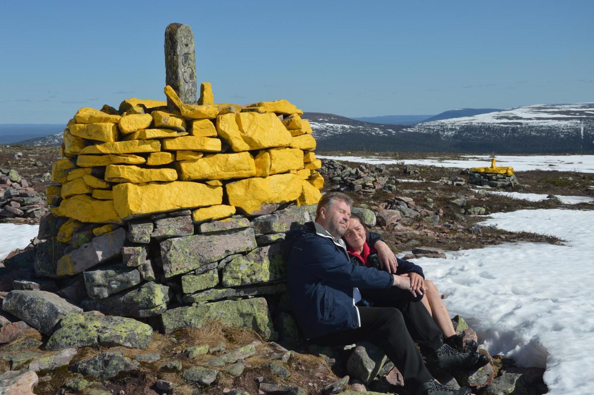 Hytte Anno 1721 Uten Internett, Strom, Vann - Men Med Rodmalt Utedo Ljordal Екстер'єр фото